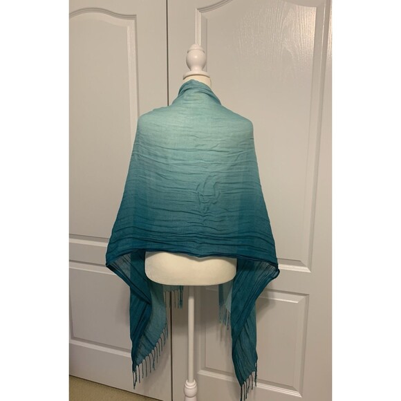Bloomingdales Exclusive Womens Scarf Wrap Turquoise Ombre Lightweight Viscose - Picture 5 of 10